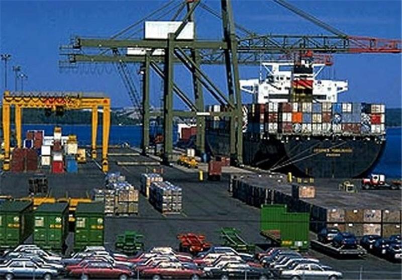 ویزای یک ساله و بندر به تجار ایرانی می دهیم