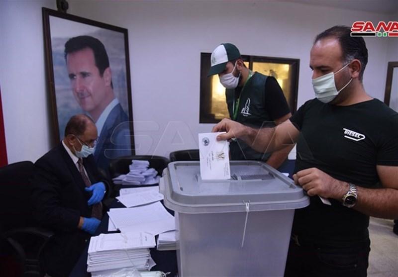 پیغام حضور مردم سوریه در پای صندوق های رای به محور جنگ افروزان حامی تروریسم